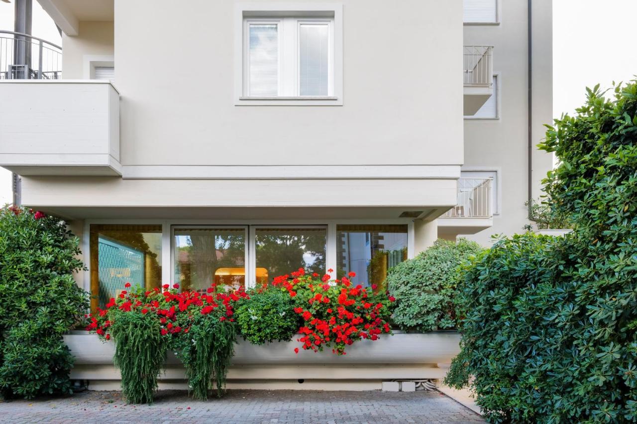 Hotel Sylvia Lido di Camaiore Eksteriør bilde