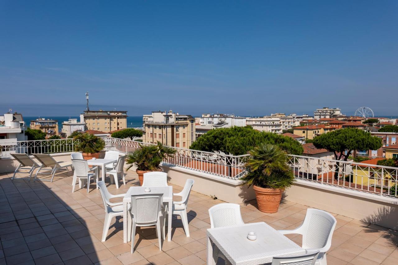 Hotel Sylvia Lido di Camaiore Eksteriør bilde