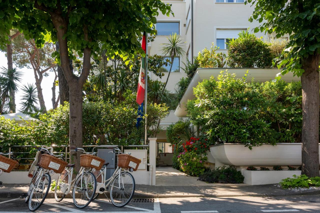 Hotel Sylvia Lido di Camaiore Eksteriør bilde