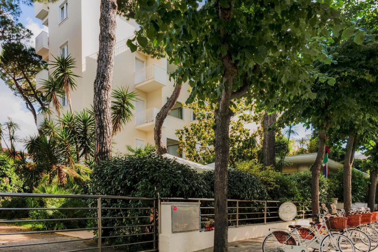 Hotel Sylvia Lido di Camaiore Eksteriør bilde