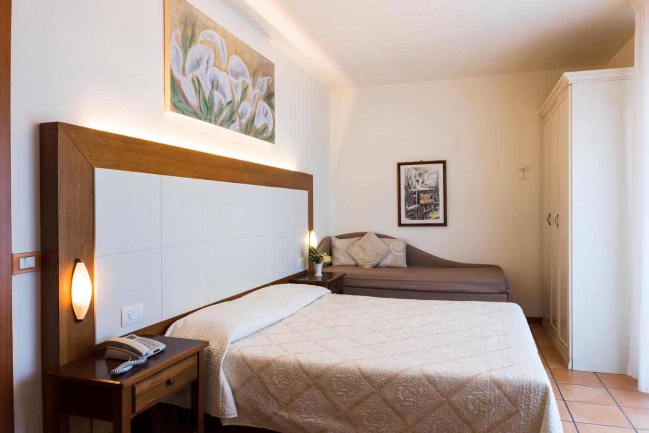 Hotel Sylvia Lido di Camaiore Eksteriør bilde