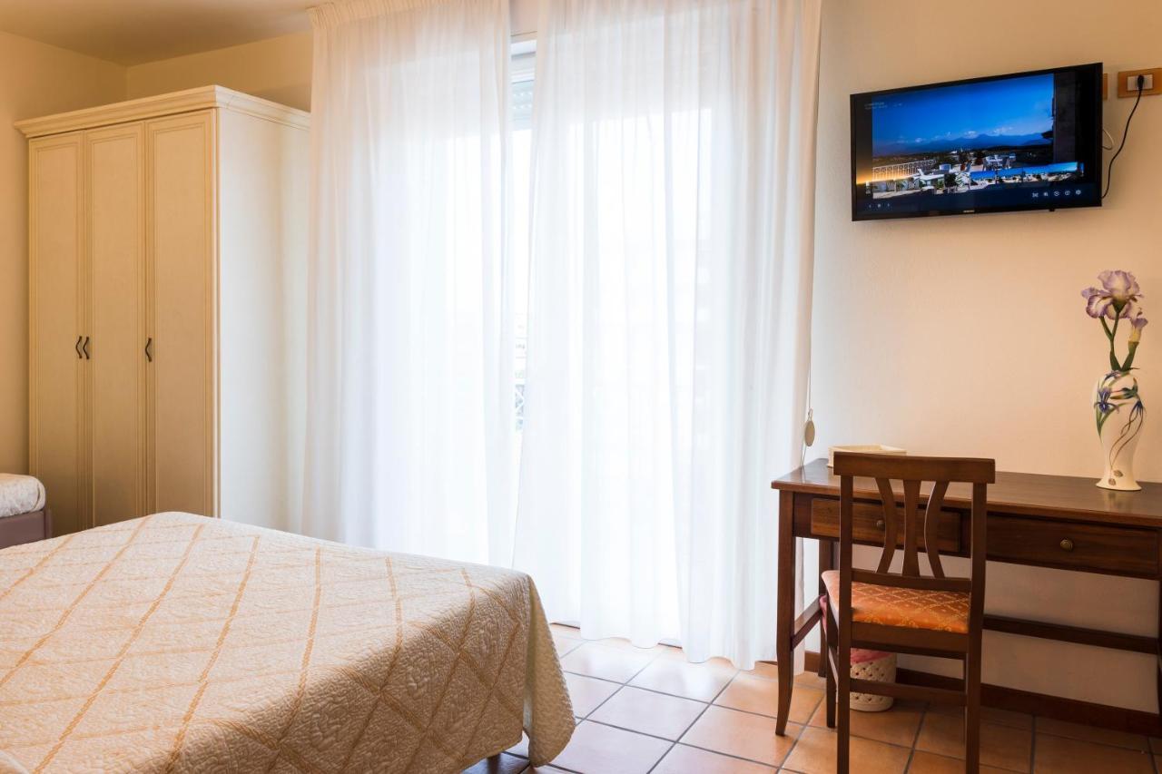 Hotel Sylvia Lido di Camaiore Eksteriør bilde