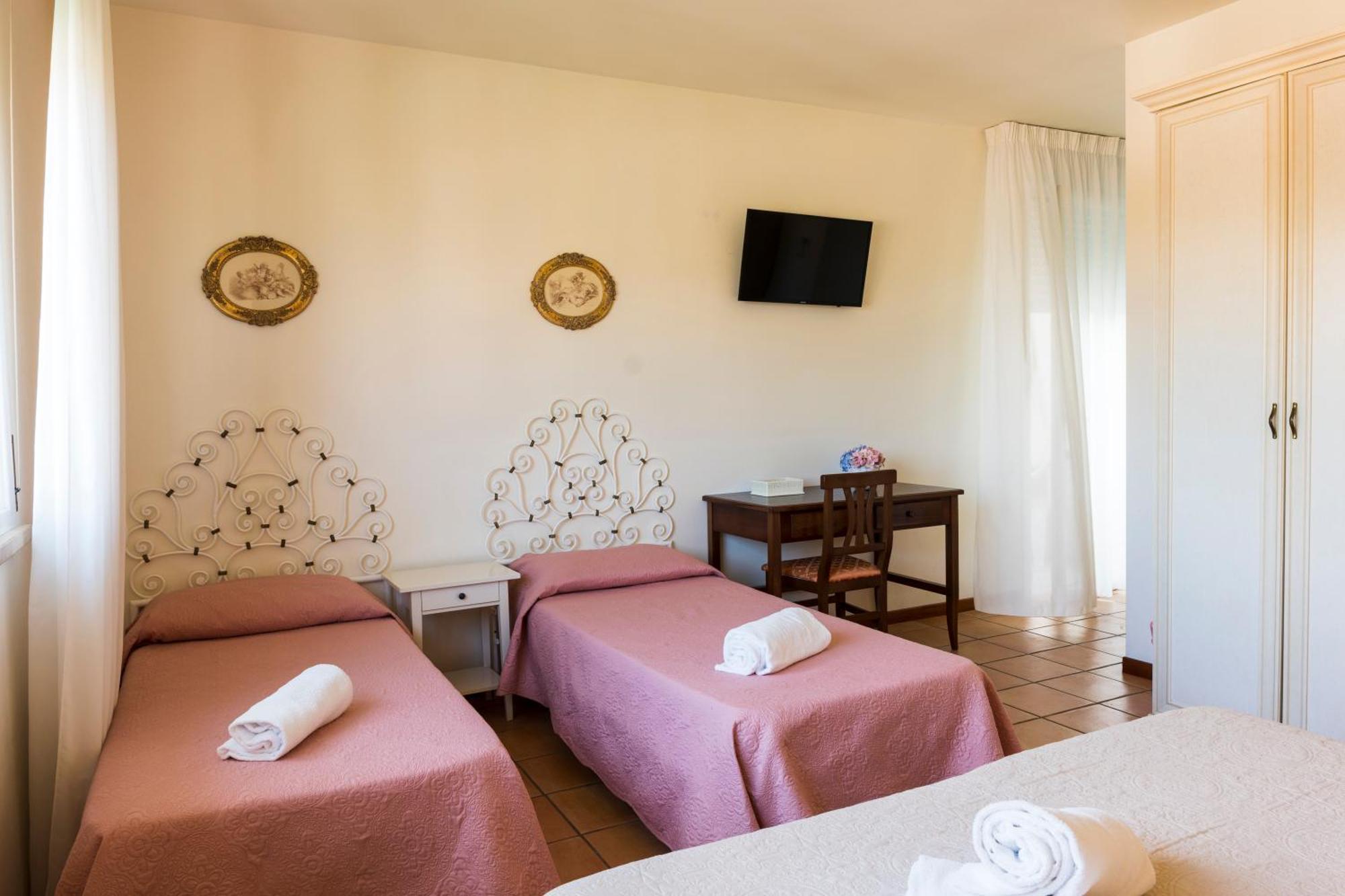 Hotel Sylvia Lido di Camaiore Rom bilde