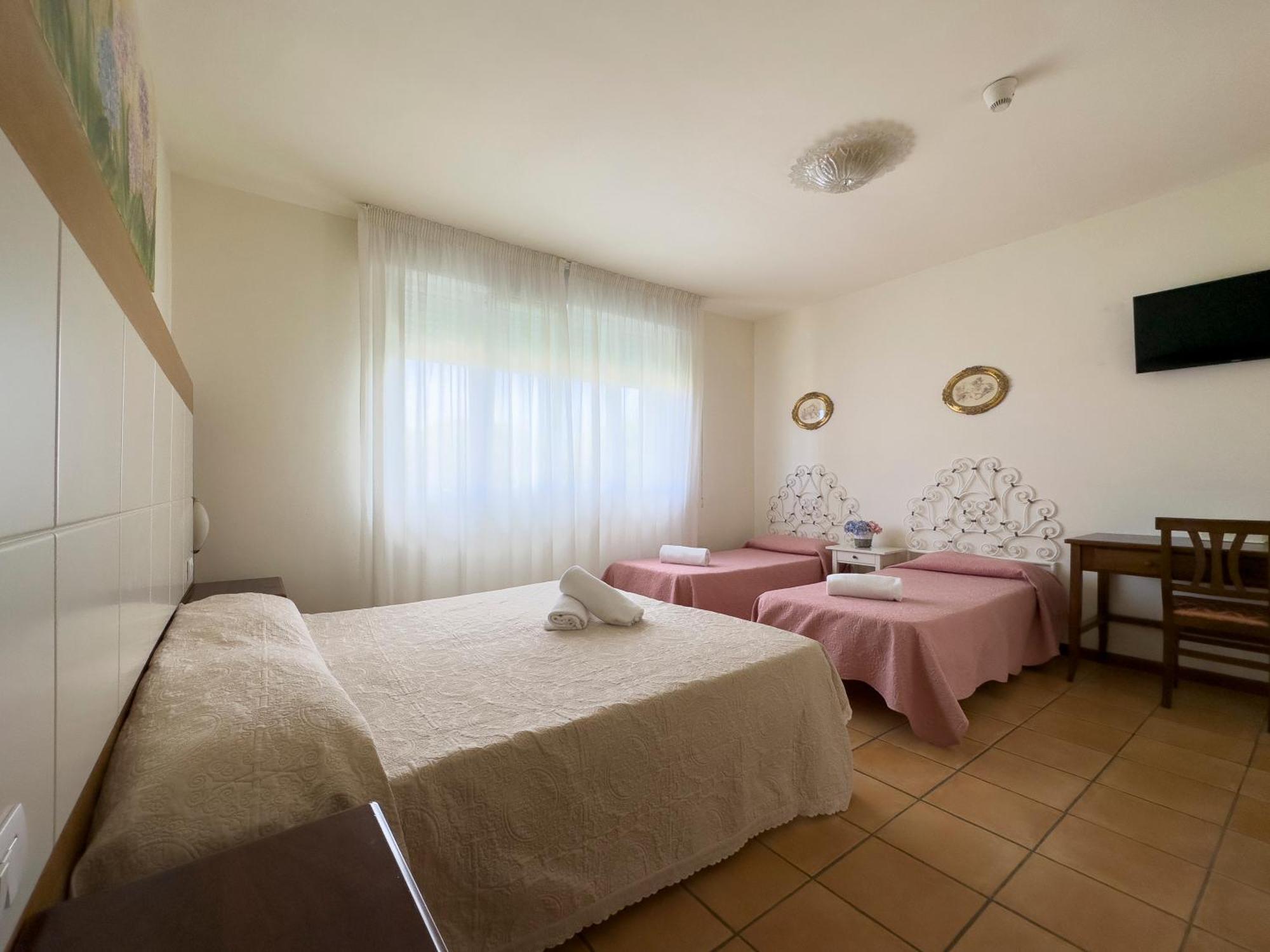 Hotel Sylvia Lido di Camaiore Eksteriør bilde